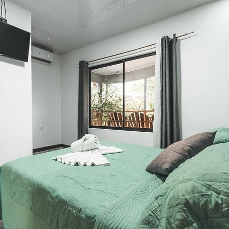 Hotel Hoja De Oro Corcovado Puerto Jiménez Екстериор снимка