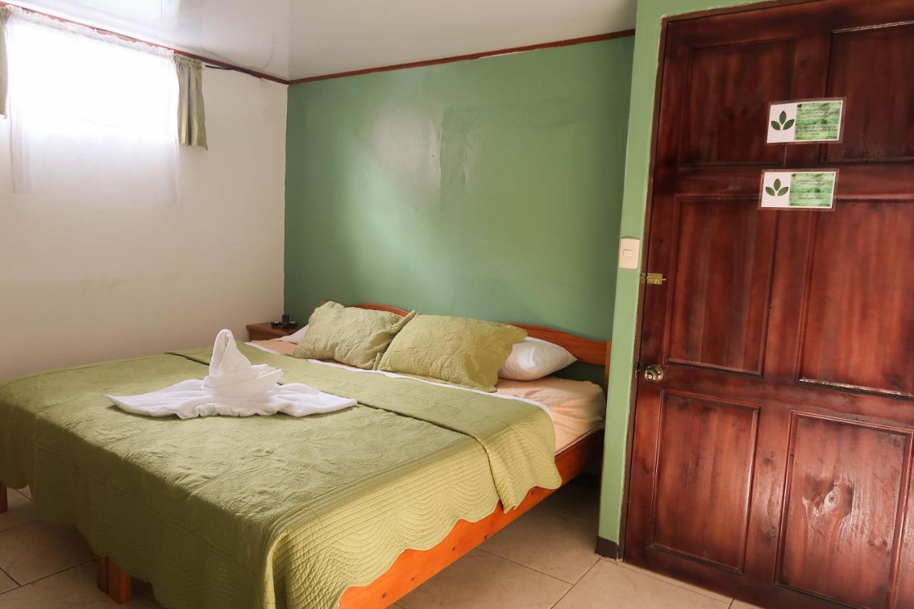 Hotel Hoja De Oro Corcovado Puerto Jiménez Екстериор снимка